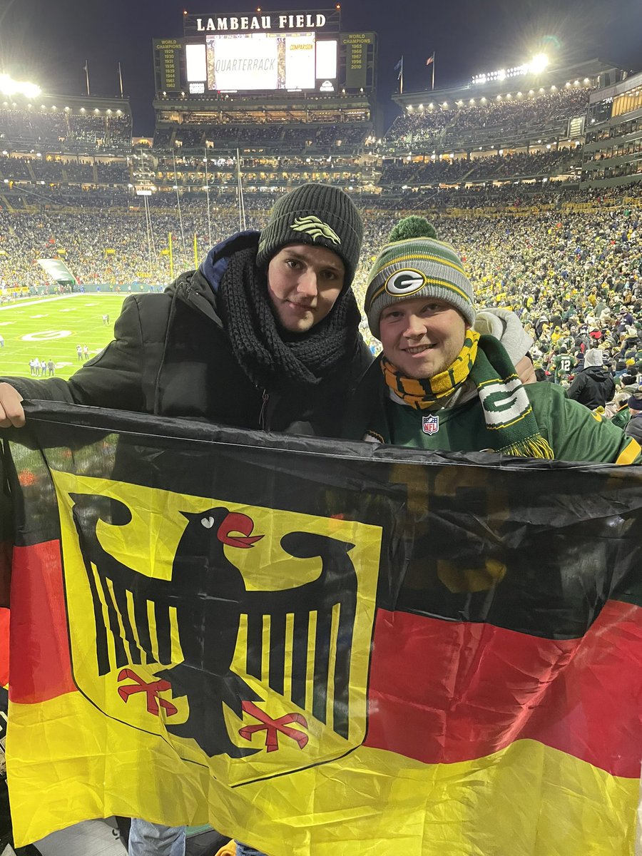 DanielReetz's tweet photo. #ranNFL @ransport @Icke41 #GBvsDAL https://t.co/P334CKoRAR