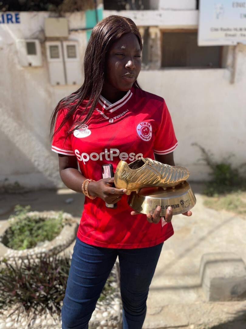 Dethieflo's tweet photo. #GOTY #CAFaward2022 Tour Rufisque @TeunguethFc @CoteMbour @SimbaSCTanzania #POS10 #NguvuMoja #AllezRio https://t.co/Drc7oeaJzC