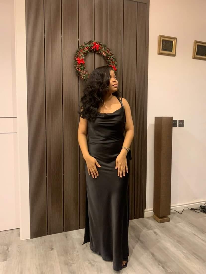 Adannayaaaa's tweet photo. #JohnnysRoomLiveIV was beautiful.
Stepped out in my favorite color🖤🖤 https://t.co/X4NftZ7KBr