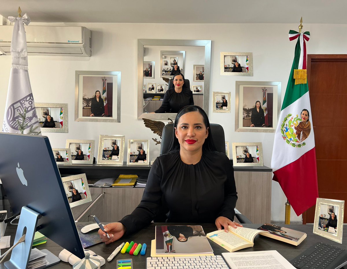 Respeten a la mamita Cuevas 😂