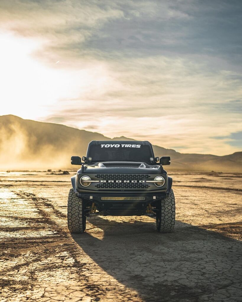 Addoffroad's tweet photo. @Battlebornoffroad perfected this Bronco Build for SEMA this year! 🔥
📸 @fearless_4r @fearless_captures
#addictivedesertdesigns #addoffroad #fordbronco #bronco #ford #classicbronco #offroad #fordtrucks #fordbroncodaily #fordsofinstagram #trucks #fordnation #fordtruck #fulls… https://t.co/qFtsCrbjp3