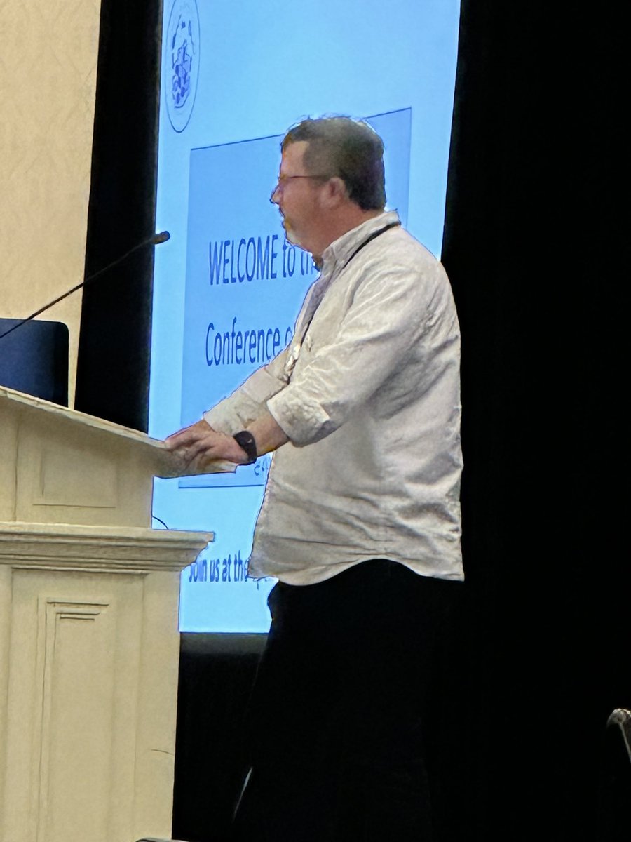 Julia van Kessel tweet media