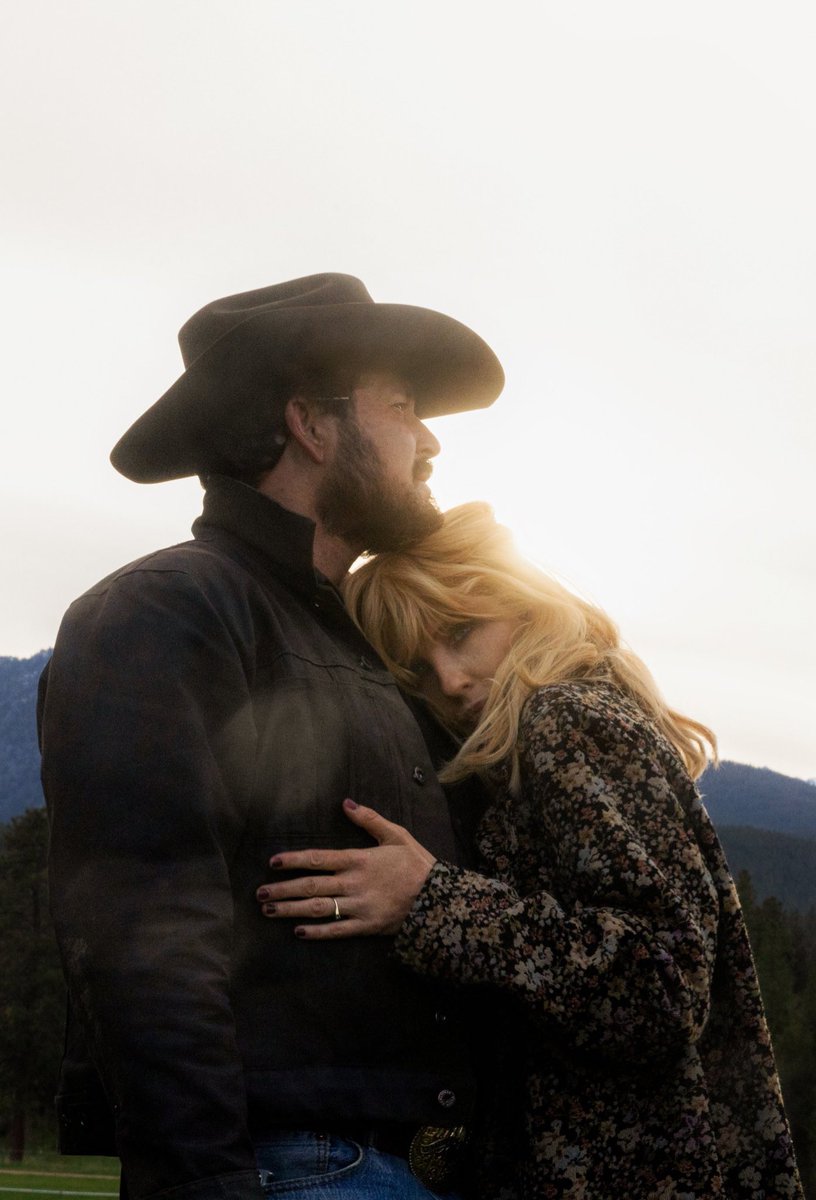 wildfiresqueen's tweet image. NAURRR THE HASHTAG #bethandrip 🥹