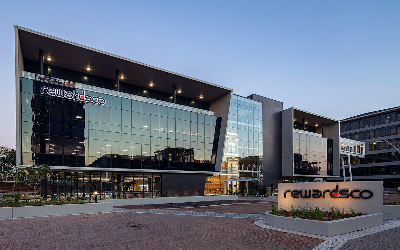 SolidGreen_SA's tweet photo. Reflecting Rewardsco’s commitment to sustainable building practices, Block B in the 2 Ncondo Place precinct in Umhlanga has achieved an impressive 5-Star Green Star SA Office v1.1 Design certification.
#SolidGreen #Rewardsco #sustainability #greenstar https://t.co/m0ZEto6oQ4