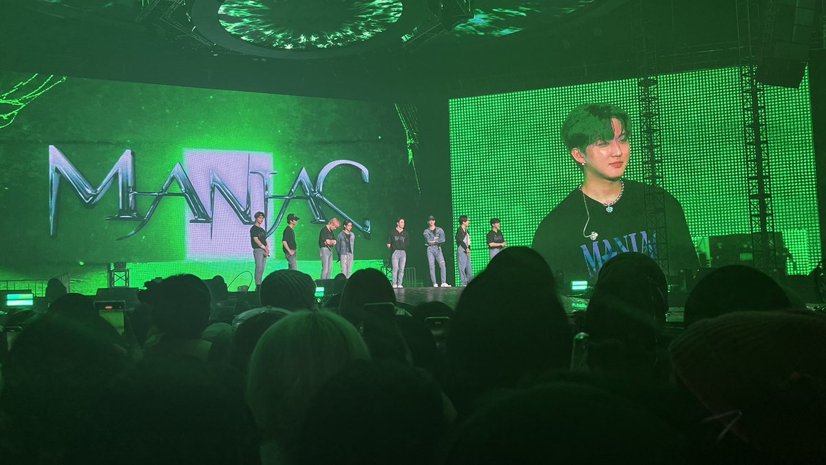 dinaasd's tweet photo. Thank you @mecimapro for #MANIACinJKT such a wonderful experience. Dari awal sampe akhir lancarr bgtt. venuenya keren bgt. STAY juga slay bgt bgt ❤️ https://t.co/uDxreZlfAq