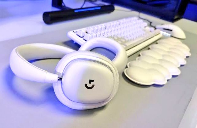 CouponsJosh's tweet image. There is no perfect head set like &quot;Logitech G735&quot; 
Wireless Gaming Headphones. 

amzn.to/3EtSBDu

#logitechg735 #wirless #gamingheadphones
#couponsjosh.