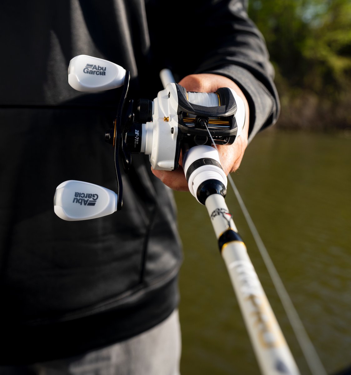 Abu_Garcia's tweet photo. Bold aesthetics. Maximum performance. Break your PB and not the bank with the Max Series 💪
#AbuGarcia #Fishing #MaxSeries #Bass https://t.co/yvNMI9zddh
