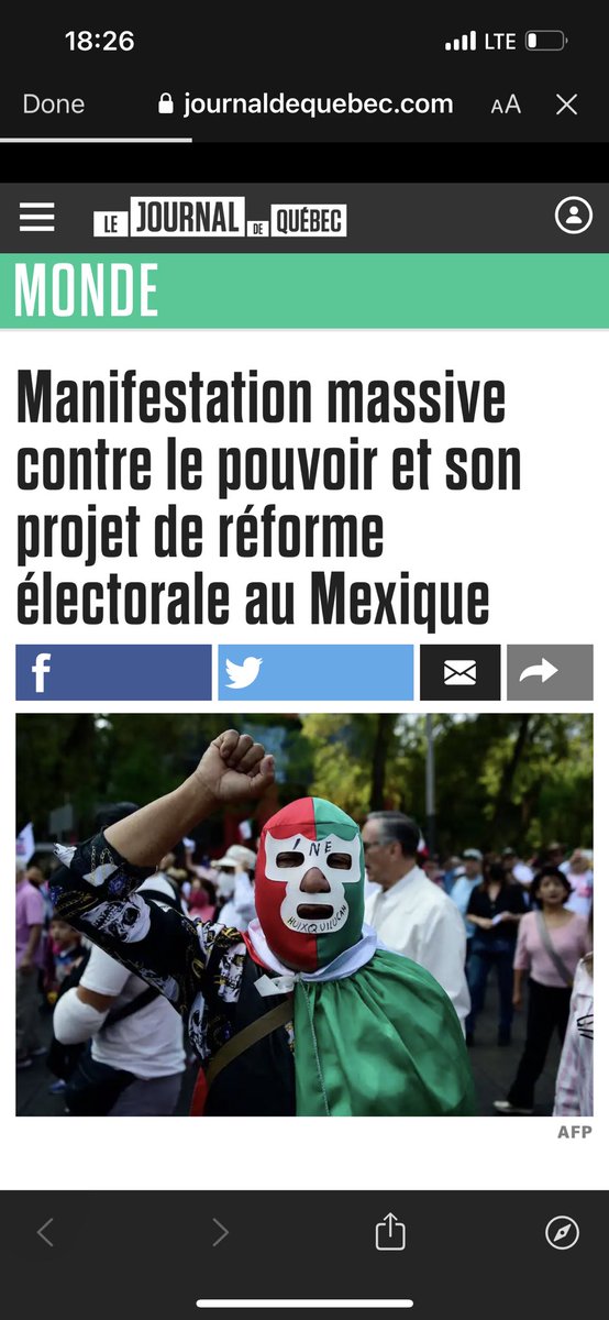 B_Estefan's tweet photo. No se puede tapar el sol con un dedo. 

Las marchas de hoy en México ya son noticia internacional. https://t.co/73bpa3t7Uf