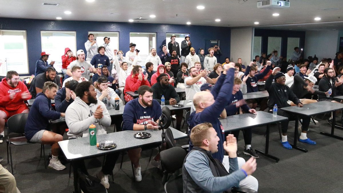 CSU Pueblo Football (@csupfootball) on Twitter photo 🚨 NCAA BOUND 🏈
<a href="/CSUPFootball/">CSU Pueblo Football</a> clinches another NCAA Tournament berth and will travel for a first round matchup Saturday at Mines 👏
MORE: bit.ly/3Oijhe1
#DevelopingChampions #EMBRACE 🚨 NCAA BOUND 🏈
<a href="/CSUPFootball/">CSU Pueblo Football</a> clinches another NCAA Tournament berth and will travel for a first round matchup Saturday at Mines 👏
MORE: bit.ly/3Oijhe1
#DevelopingChampions #EMBRACE