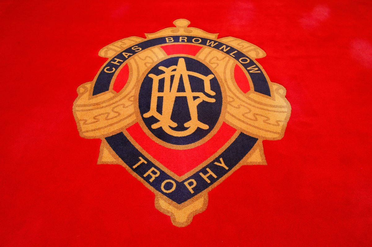 BREAKING | Four arrested over Brownlow betting scandal with AFL umpire reportedly under scrutiny. 

MORE | bit.ly/3O2yC1Q | #AFL