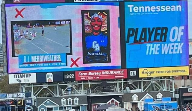 COACH_MURRAY34's tweet photo. Football is over for the year, but COUGARS keep doing what we do!  DJ Merriweather on the big screen, at the Titans game as TENNESEE TITAN PLAYER OF THE WEEK and Royce Mentor playing TAPS on trumpet for our Veterans Day Program.  You are E.L.I.T.E!
#ELITE 
#CAPLAYER
#COUGARPRIDE https://t.co/GDSeJItAZ3