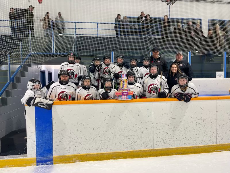 🎉 Congratulations to our U13 Boys! 🎉
They won the C Division of the Stettler U13 Tournament, taking the win in a dramatic 4-3 final, finishing it in the SHOOTOUT! 😲🙀Way to go!