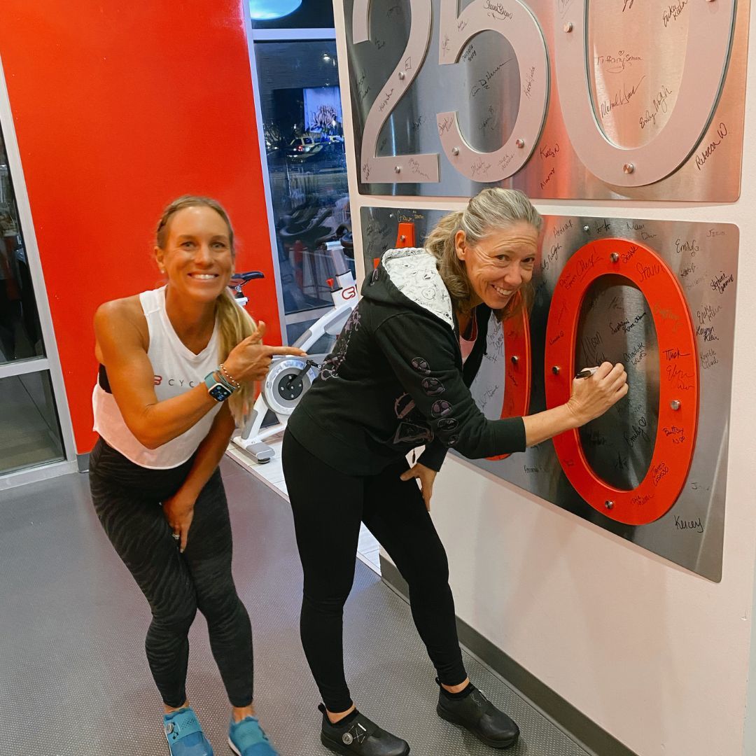 cyclebaropp's tweet image. 1-0-0! WOWZA! Congrats on this huge milestone, Shelly! We love you so much❤ Cheers to many many more milestones!