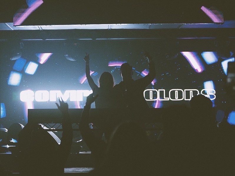 ScrubsCoHNL's tweet photo. Throwback to our last show in May featuring @itsthatonescrub, @mannysqueezed, @svmamusic, @complexcolors, @novahture, @leedottv, @l4ncelotmusic + special guests @ALVYNOfficial &amp; @kaytoxik 🤩 

It’s been a while since we’ve been together 🤔

Hope you’re ready to run it back 👀✨ https://t.co/Zi1NOiq4Kk