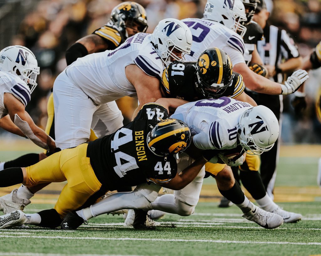 Iowa defense is currently allowing just 3.8 yards/play

📈 Best in FBS since 2011 (Alabama)

<a href="/HawkeyeFootball/">Hawkeye Football</a> <a href="/CoachParkerIowa/">Phil Parker</a>