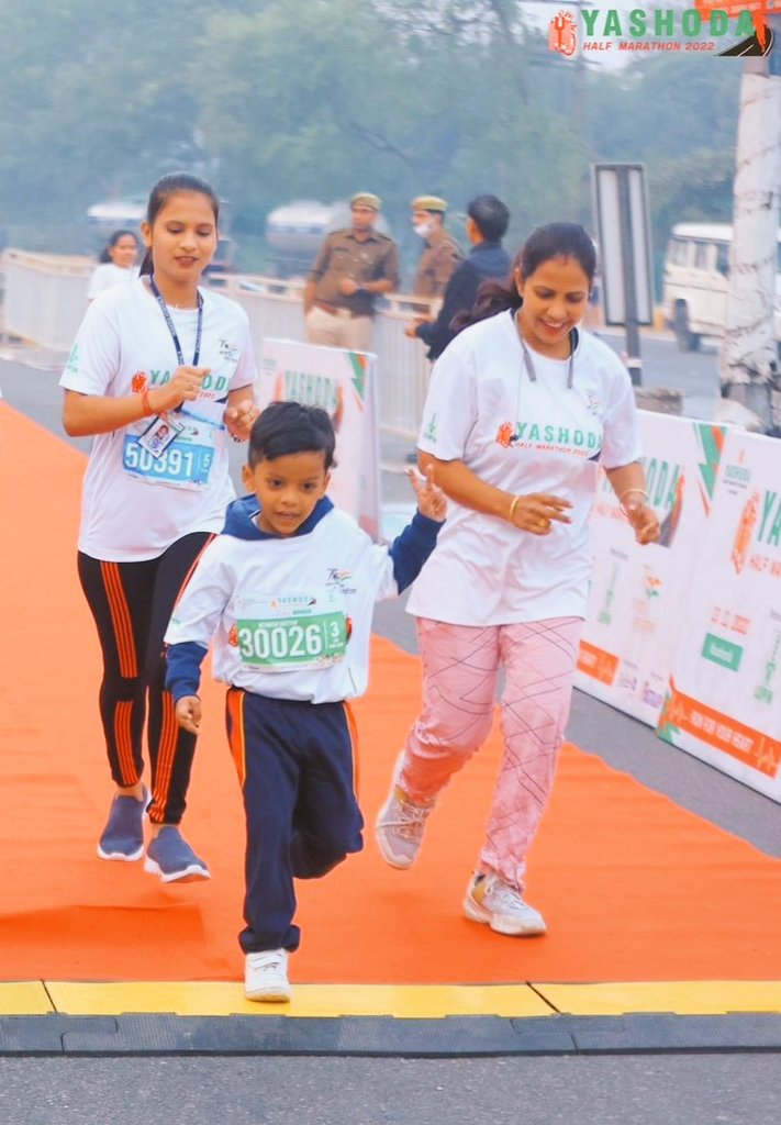 Heynash_Gautam's tweet photo. #Heyansh Gautam PP-A ,3KM kids Run at Yashoda Half Marathon. #RunForYourHeart
@Ahlconpublic1 @GanguliKuhu @PublicAhlcon @ashokkp @sdg4all https://t.co/BHlh2b98ol