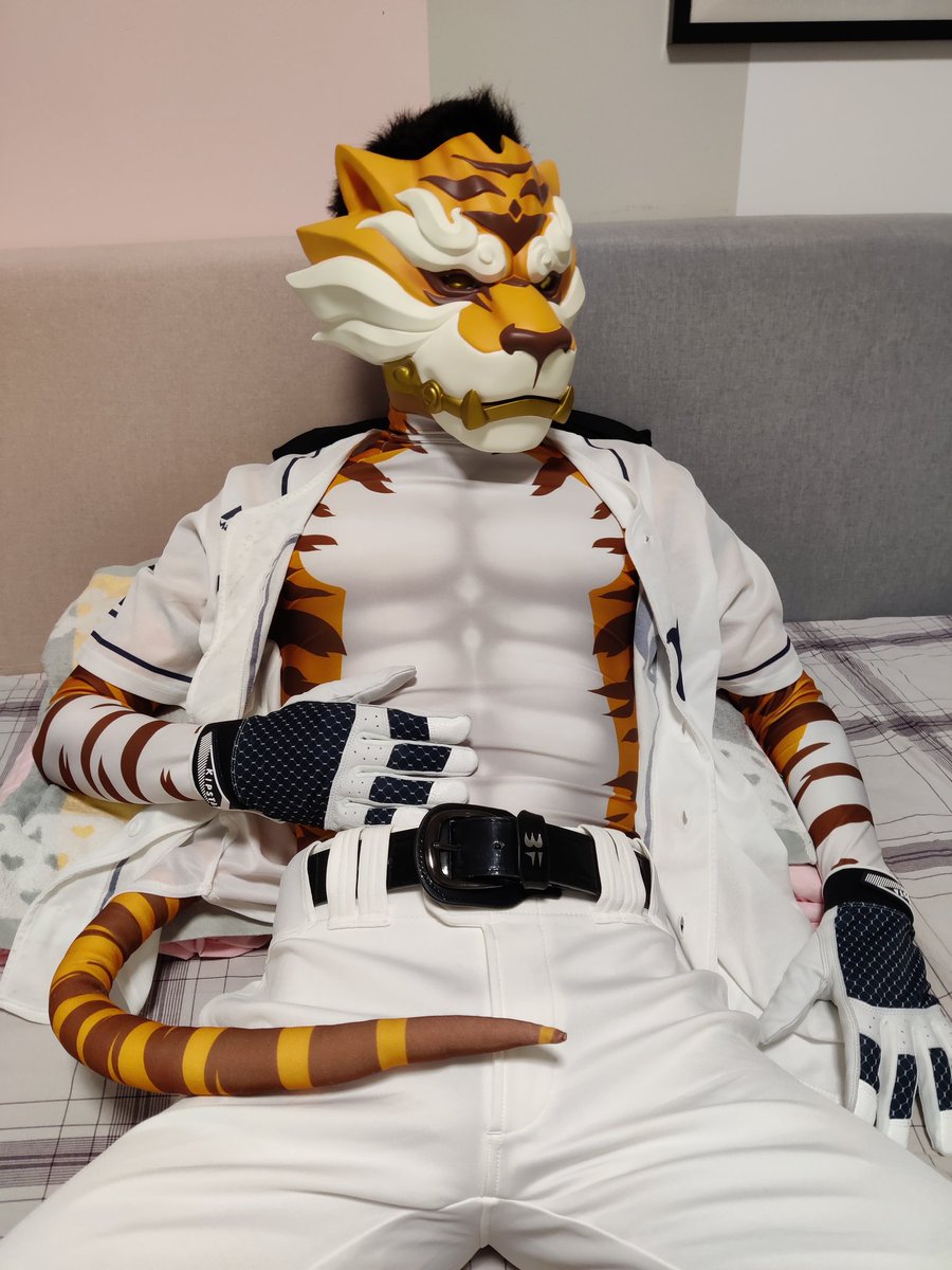 SaltyChocoStick's tweet image. After the game.