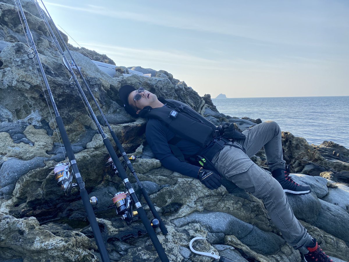 最近オフショアばっかやったけど久しぶりに磯行って磯熱再発した。