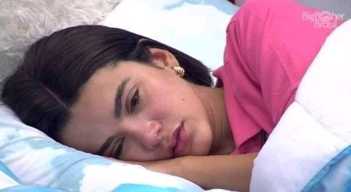 Laypicoli's tweet photo. Eu exatamente assim depois de assistir o filme depois do universo https://t.co/P7w4yQJY6v