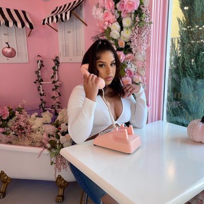 hayleee185's tweet photo. #NewProfilePic https://t.co/E9K0QRHVn4
