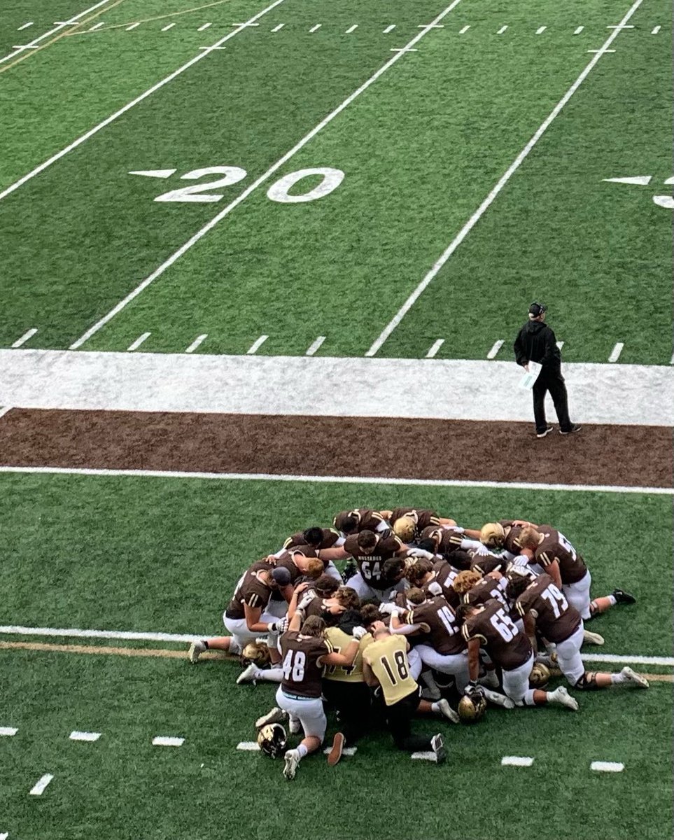 NStearns10's tweet image. Prayer circle kept getting bigger! God is great!!!