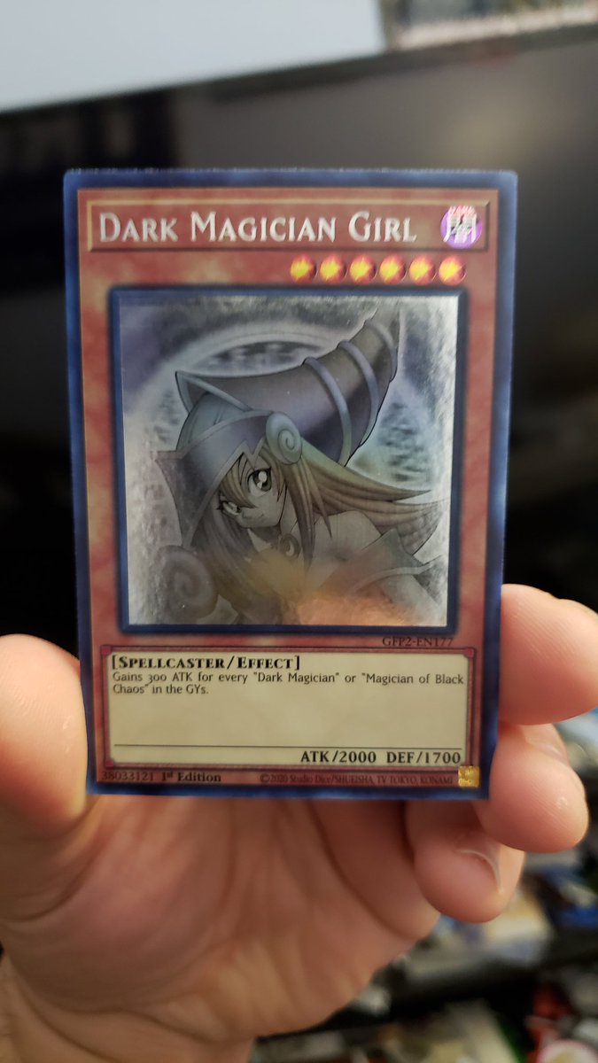 Sh00terMcGavin7's tweet photo. Bought a few Ghosts From The Past packs at Wal-mart and I finally got a Ghost card to drop #GhostsFromThePast #YuGiOh #YuGiOhTradingCardGame #YuGiOhTCG #DarKMagicianGirl #GhostCard #GhostDarkMagicianGirl #YuGiOhCollections #YuGiOhCollectors https://t.co/iBNbgVHhLi