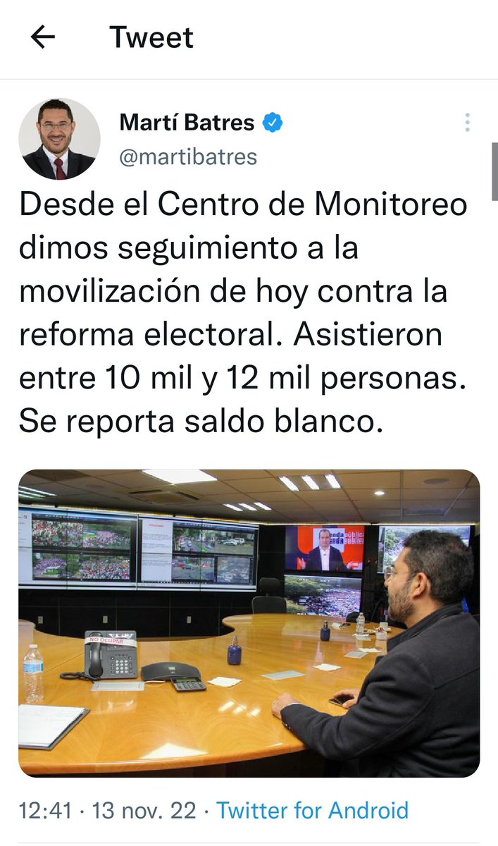 armandoavalos's tweet photo. @NachoRgz Según ustedes así se ven 10,000 dentro de una carpa y así se ven 10,000 fuera de una carpa, ves como si están bien pendejos https://t.co/GyGhY6oYt6
