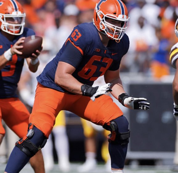 andrewdennis_08's tweet photo. After a great conversation with @Coach_BMiller and @CoachJamison I am blessed to receive an offer to continue my athletic and academic career at the University of Illinois. @BretBielema @AllenTrieu @Rivals_Clint @samspiegs @TheD_Zone @SWiltfong247 @MohrRecruiting https://t.co/6WDnPSH2zs