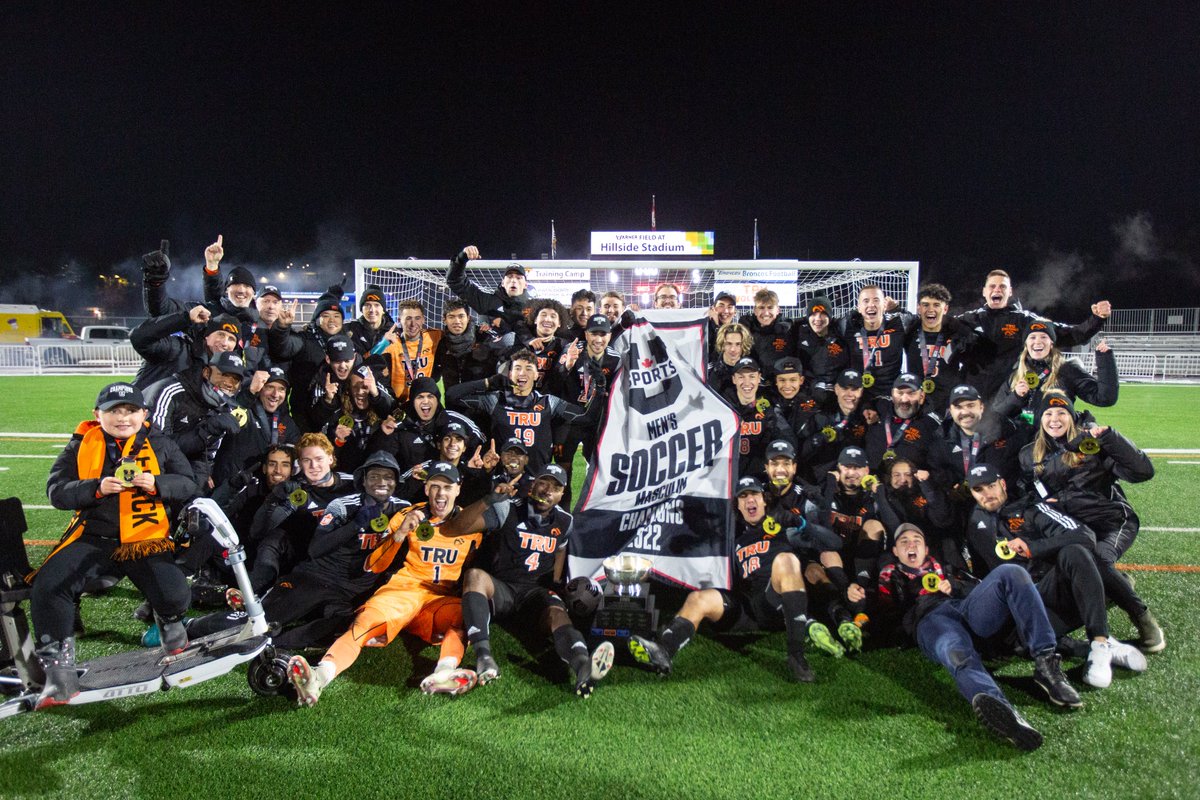 GoTRUWolfPack's tweet photo. National Champions. https://t.co/w7kHOb3Tkp