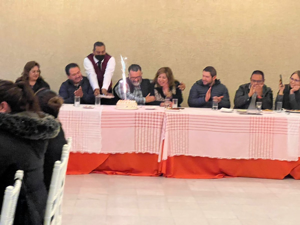 CeliaOrtuno's tweet photo. “Llegamos para luchar por la verdad, la justicia, la dignidad y renovar la esperanza que nos arrebataron aquellos pseudo lideres del cambio Ciudadano” 
Gracias a los... Que nos acompañaron.  (1/3)  #MovimientoCiudadano #Mc #Puebla #Teziutlan #Distrito03 https://t.co/zCOF0Ce7rq