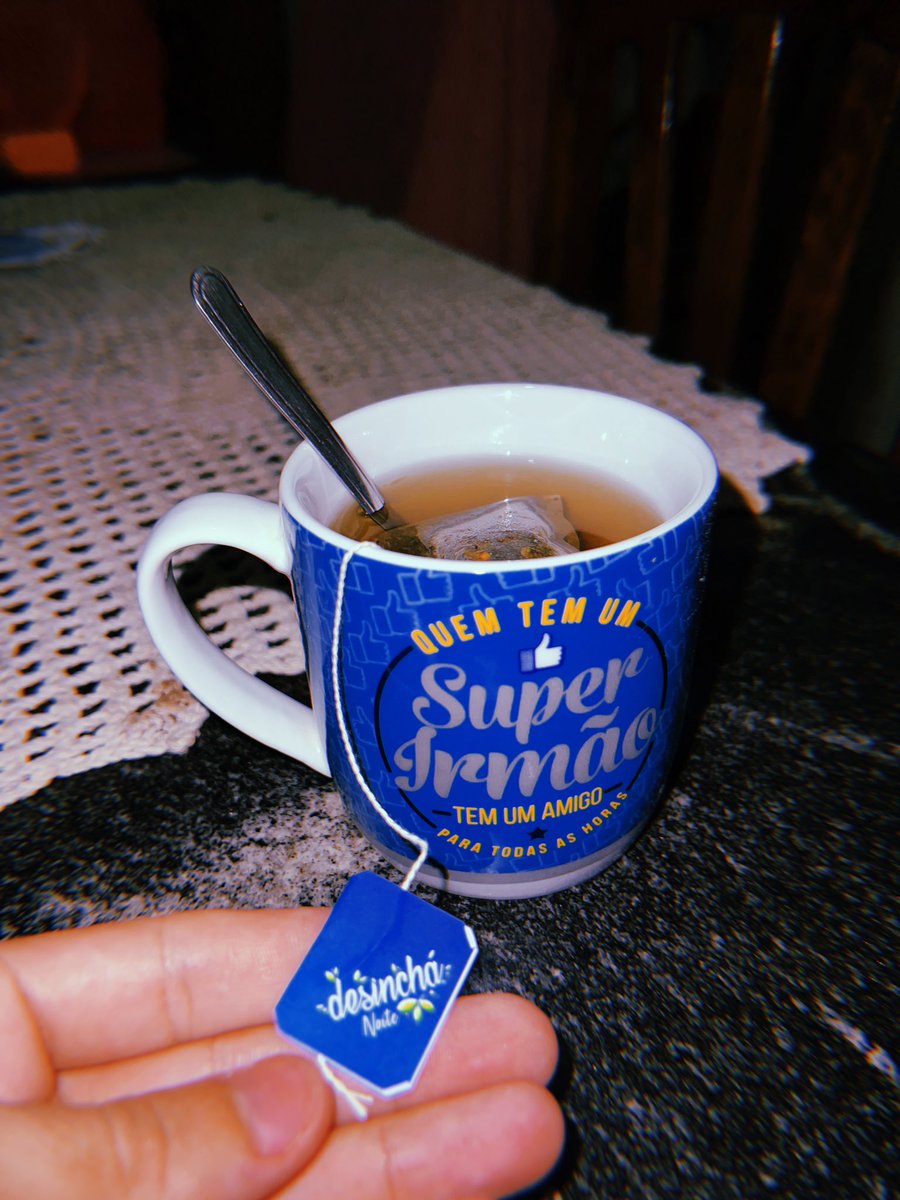 micapiires's tweet image. Vocês acham que esses chás funcionam mesmo ou é só placebo? 🥲🤔