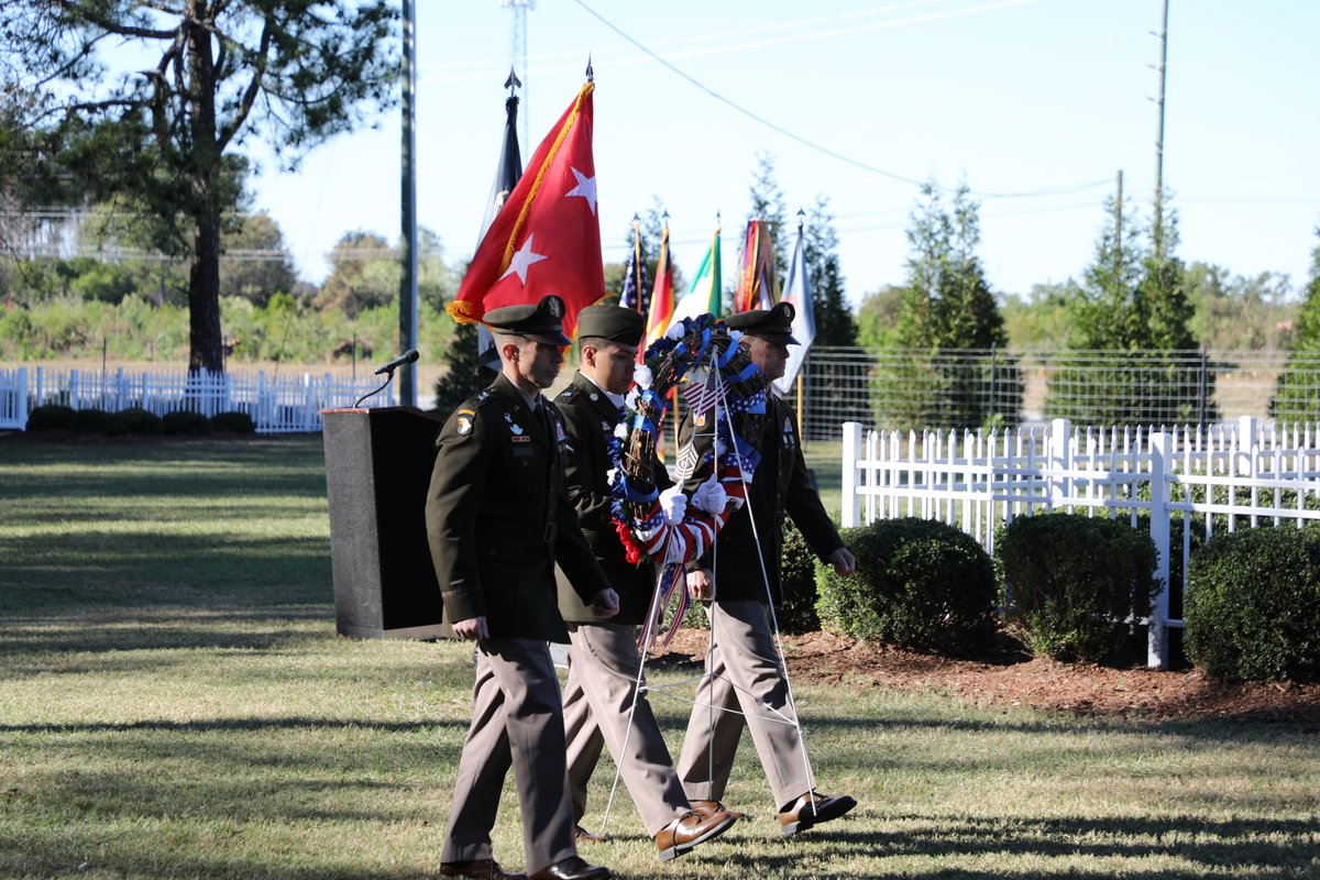 Army_Cyber_CoE's tweet photo. Today was not about enemies or allies. This afternoon, we paused in remembrance of the Soldiers who sacrificed their freedom and ultimately their lives for their country. #GermanItalianMemorial #CyberForge #PeopleFirst #Remembrance @TRADOC @usacac @usarec @ArmyChiefCyber https://t.co/eB1Lu5F3I6