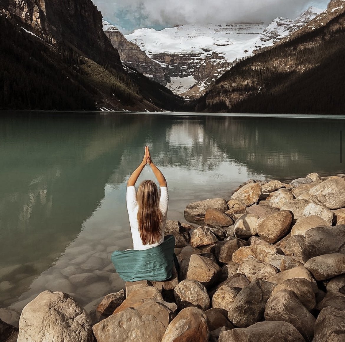 earth_to_ethers's tweet image. Beautiful day in Lake Louise 🤍🗻