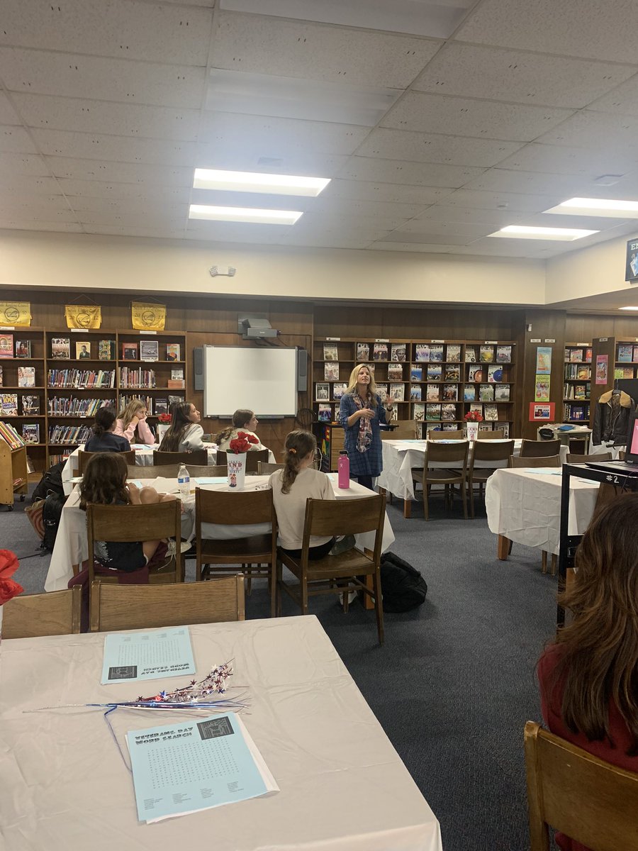 MrsHeglund's tweet photo. Mrs. Nelson led an after school event to teach our students about the meaning of Veterans Day! Students had an opportunity to write a letter to a veteran and our school collected donations of wishlist items at the VA! Great job Mrs. Nelson and students! @mrsnelsonCC https://t.co/exgJb1LaoI