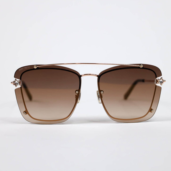 kate_vine_'s tweet photo. So good I had to share! Check out all the items I'm loving on @Poshmarkapp from @SamanthaPerz #poshmark #fashion #style #shopmycloset #jimmychoo #valentino #gucci: https://t.co/xe3xFy0AA7 https://t.co/acMhiK8ViM