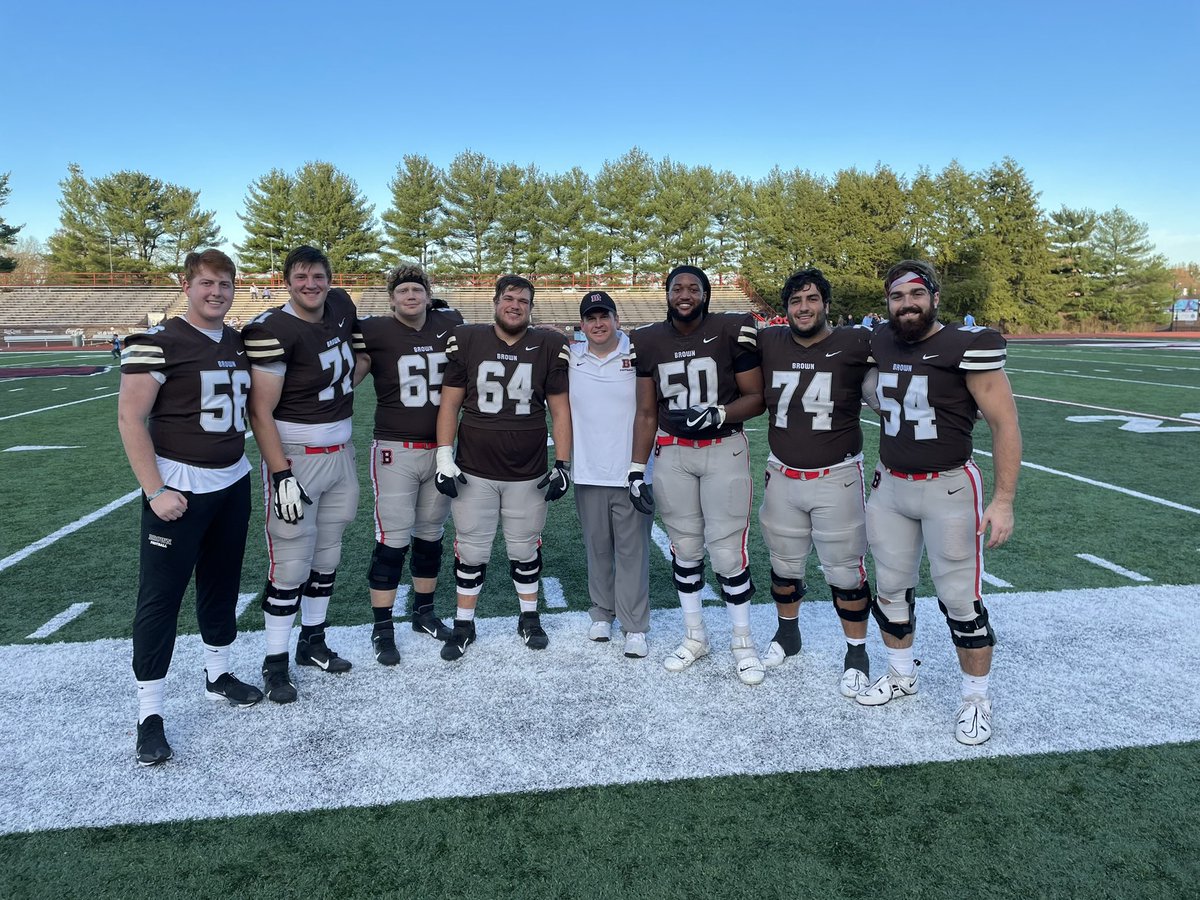 Special group of Seniors right here. Resilient, hardworking and tough. Can challenge them and they respond🙌🏻 It’s been fun to see them grow as players and young men.