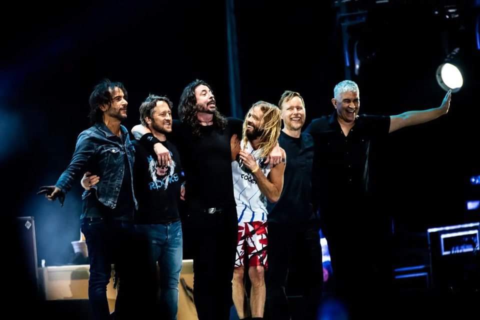 Hace ya un año, Foo Fighters nos acompaño en el Tecate pal norte, La primera fecha de las dos que presentaron en México por su tour por LATAM 2021-2022 🥹♥️
