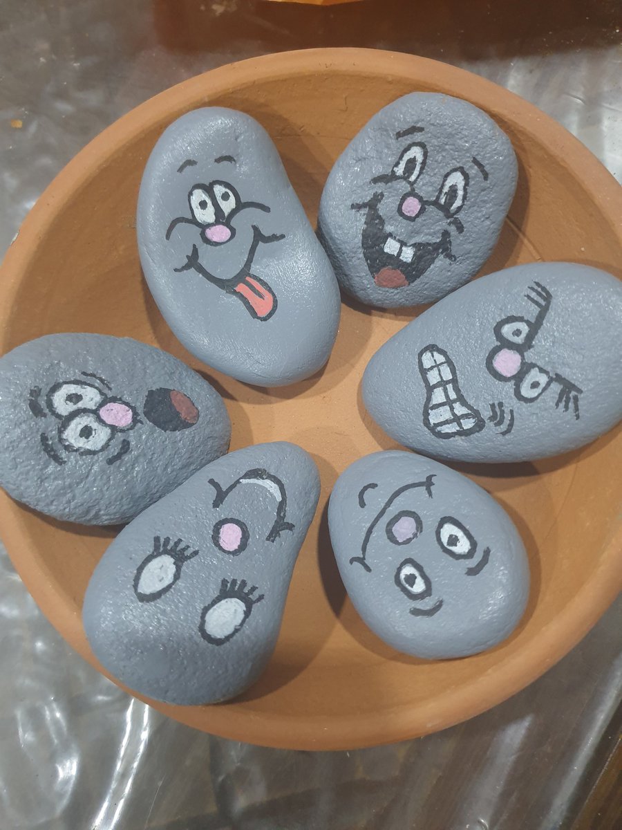 SoniCrafts's tweet photo. Smile......
Shop Link: https://t.co/xfney4ed5Zβ¦
#Art #Pots #Plants #SucculentPlant #PaintedPots #IndoorPlants #SoniCraft #BahriaTown #Crafts #HandiCrafts #Rawalpindi #Islamabad #Colors #Painting #DHA #Terracotta #HandPainted #Matt #SoniCraftsDotPk #Decor #HomeDecor https://t.co/jDT89ggPgO