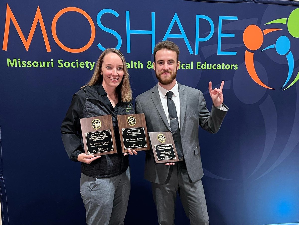 UCMPhysEd's tweet photo. HUGE shoutout to Mr. Evan Dunning (@physedwdunning) on his recognition as a 2022 @MOSHAPE1 Outstanding Student Major of the Year!! 🏆🎉🏆 #SharingOurStory2022 https://t.co/XppPc8QRQ5
