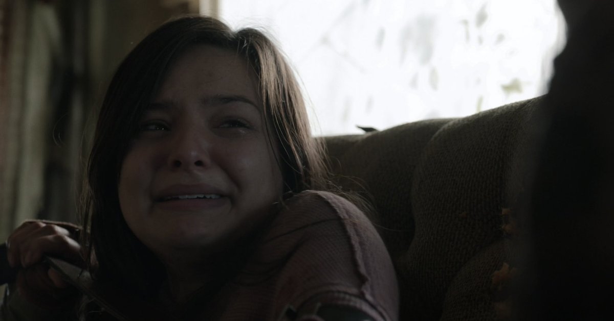 sorrypookiee's tweet photo. “You are so loved Lydia” I WILL NEVER EMOTIONALLY RECOVER FROM THIS?????? #TWD https://t.co/26mjxBYivl