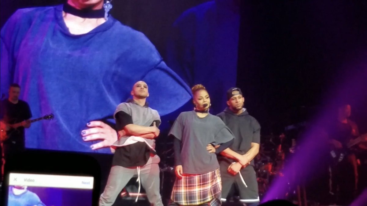 ItzJakeBitch's tweet photo. I’m looking for MORE recent Janet Jackson fan shot concert footage (SOTW & Beyond) to stitch together to share on YouTube. I could make a concert timeline if enough fans stepped up. Who’s got the goods? 🎥 #JanetJackson #JanFam #FansHelpingFans #LetsGo #Concerts https://t.co/fUN1qVldcg