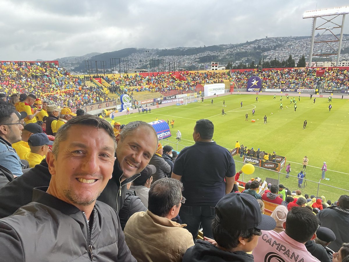 Corengia_DT's tweet photo. Luego del ascenso! La final de LigaPro. Aucas vs Barcelona! https://t.co/DrSm1f5OP8