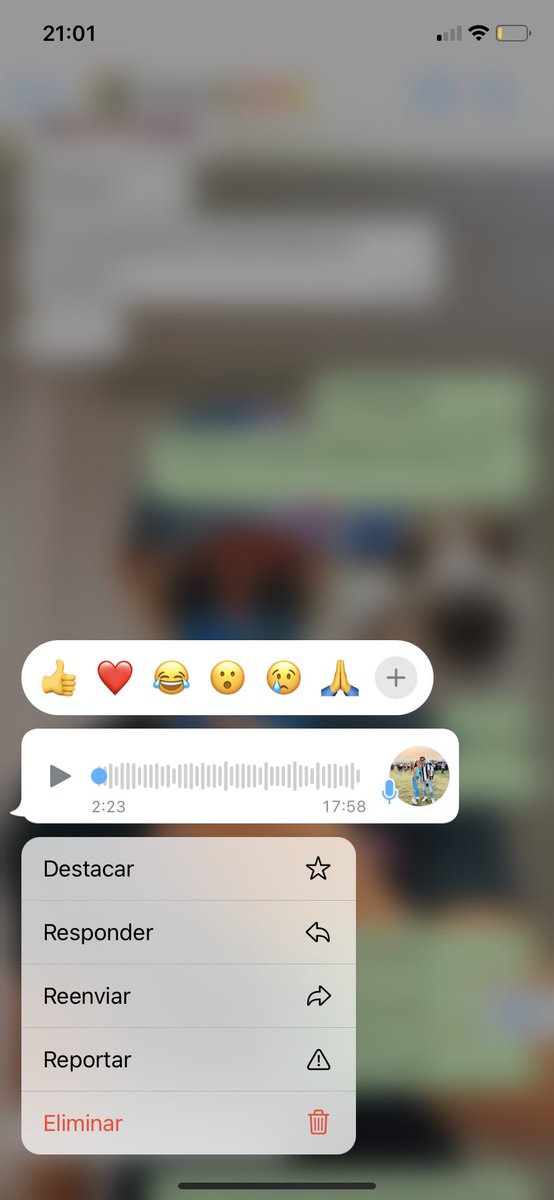 RoblesMarianaa's tweet photo. Mi novio: no me gustan los audios. 

Also mi novio cuando le digo que me explique lo de Max y Checo: https://t.co/jeO9I2rBF6