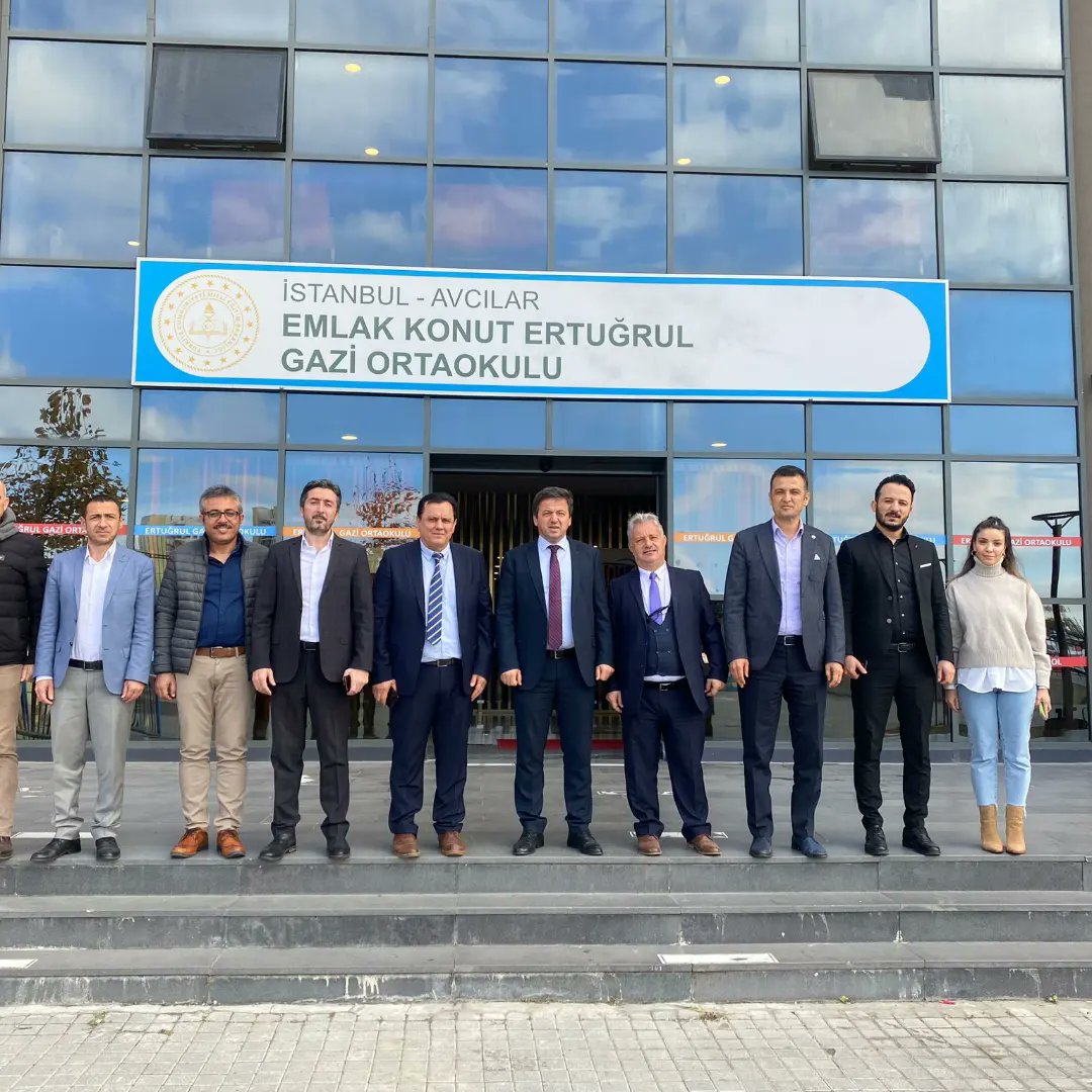 2022-2023 Eğitim Öğretim yılı "Afet Eğitime Hazırlık" günü seminer ve tatbikat  programını tamamladık.
Programa katılan  Avcılar Ílçe Milli Eğitim müdürümüz <a href="/Cevat/">cevat tuncer</a> Dervişoğlu ve okul müdürlerine teşekkür ederiz.