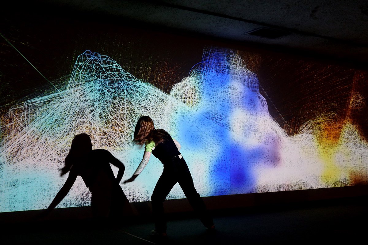 JorgeBandera15's tweet photo. TRACES - Interactive Installation.
Presented at the international image festival in co-authorship with D.A. Restrepo Quevedo. 

Made with love in @1null1 
#touchdesigner 

#interactive #art #newmediaart #inmmersive #creativecoding #coding #installation #kinect @imagenfest https://t.co/iodOCXqi2M