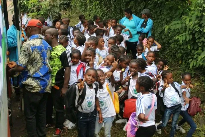 AlcefSchLimbe's tweet photo. ALCEF School 
Botanic Garden, Limbe - Cameroon 🇨🇲 
☎️: 677-938-722 ☎️: 690-026-059 
Website: https://t.co/y6iPleClvs https://t.co/fRtwhiQmBQ