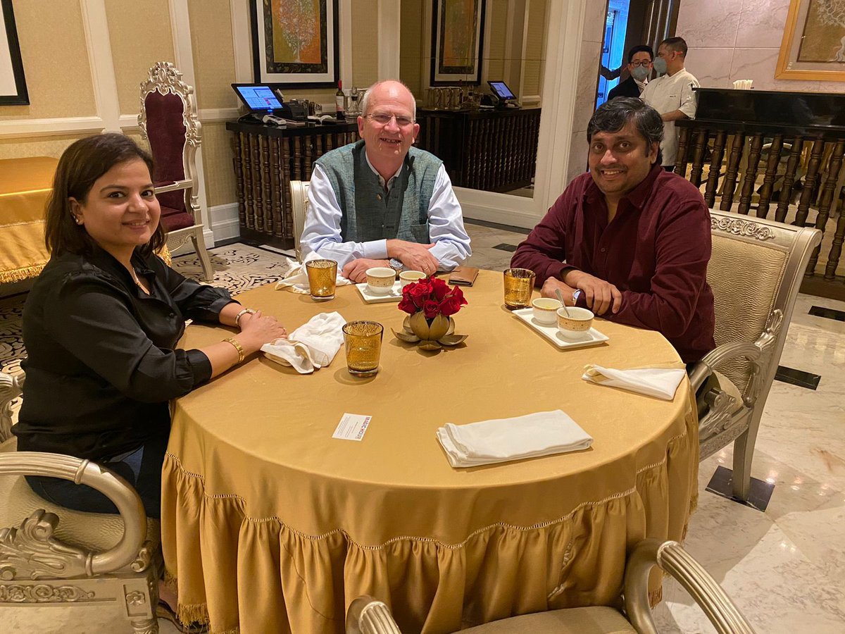 Pleasure meeting <a href="/samirsarkar/">Samir SARKAR</a> and learning great insights into the world of Indian #films #Bollywood #filmfestivals and more! Inspiring to see existing connections between 🇮🇳 and <a href="/norskfilm/">Norsk filminstitutt</a> <a href="/sigmundelias/">Sigmund Elias Holm</a> <a href="/NorwayCGMumbai/">Consul General Monica Nagelgaard</a>