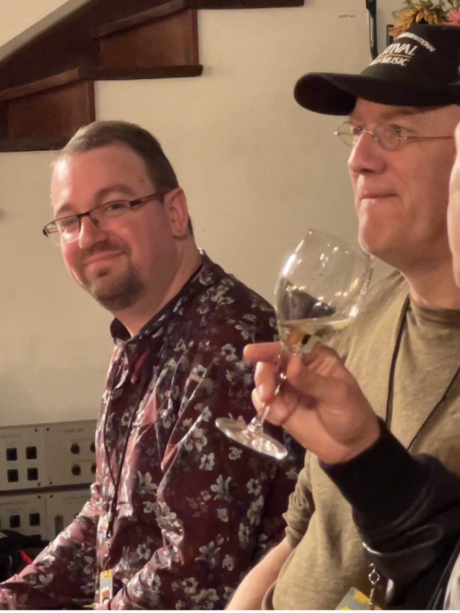 Wantaknowlady69's tweet image. Happy birthday to super @TheZombiesMusic fan, #SteveRoss -Thank you for sharing your love for the band and sharing your music🎉🎂🥂🎁💖🎉Hope your birthday is a blast🙋🏾‍♀️ @zombierodargent @ColinBlunstone @daSilvaArtists @TheChrisWhiteEx @AbbeyRoad @maggieclarke 
🏆👍🏾