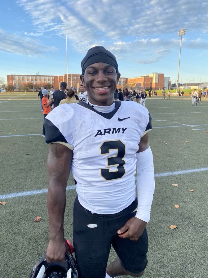 lloydtwo1982's tweet photo. @tre_thereal keep smiling and shining! @CurDogFootball https://t.co/CjD1VkWHmA