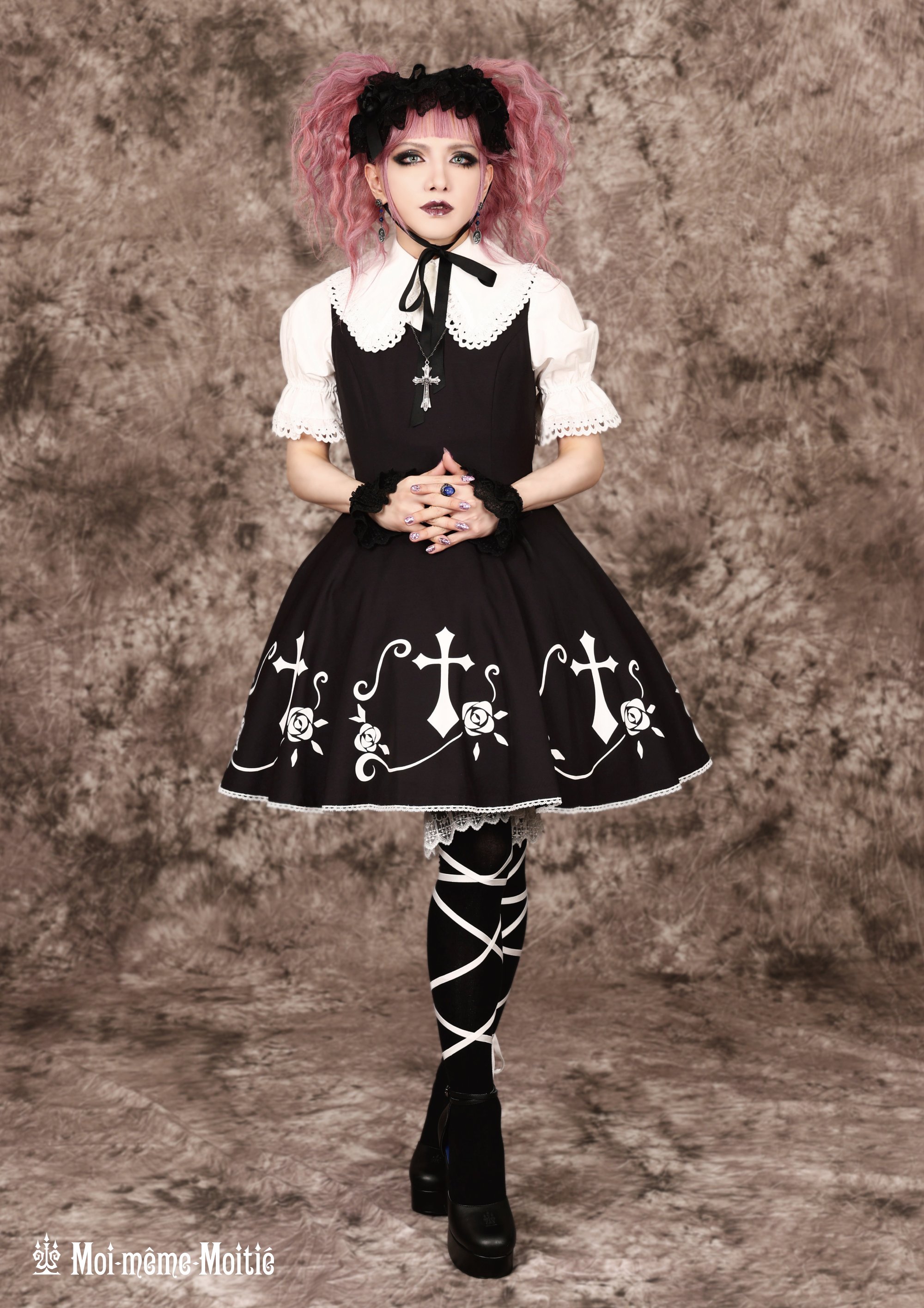 Moi-meme-Moitie 薔薇十字ジャンパースカート9号(黒) Moi-meme-Moitie / 薔薇十字ジャンパースカート 9号 ブラック O-25-08